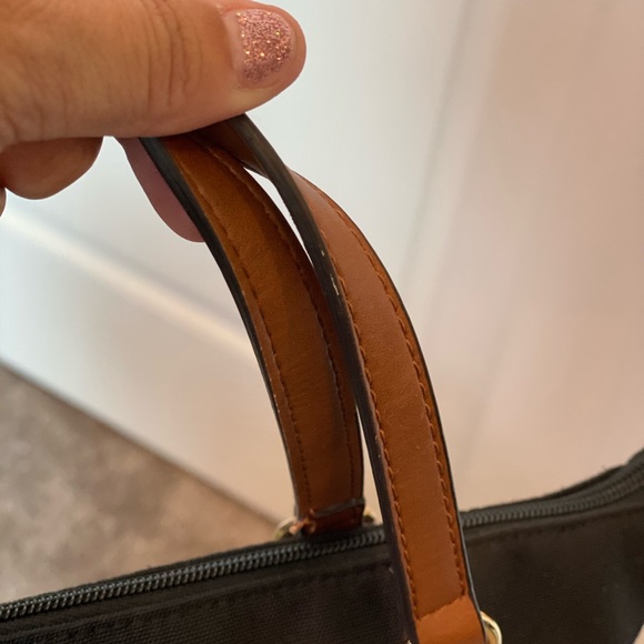 Cute Tommy Hilfiger Black Handbag - Picture 5 of 13